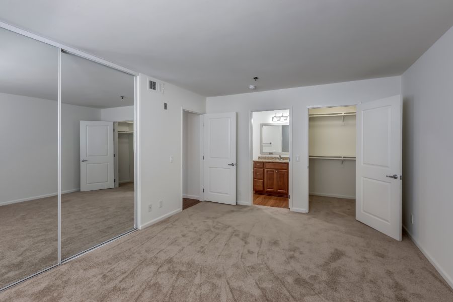 Two Bedroom Apartments for rent in Hollywood, CA
